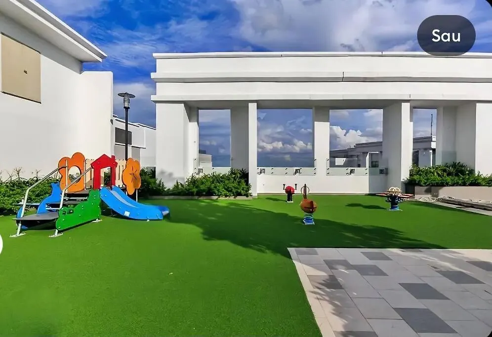 Ivyhouse-Saigon Royal Apartment D4 , Near Center Хошимин Вьетнам