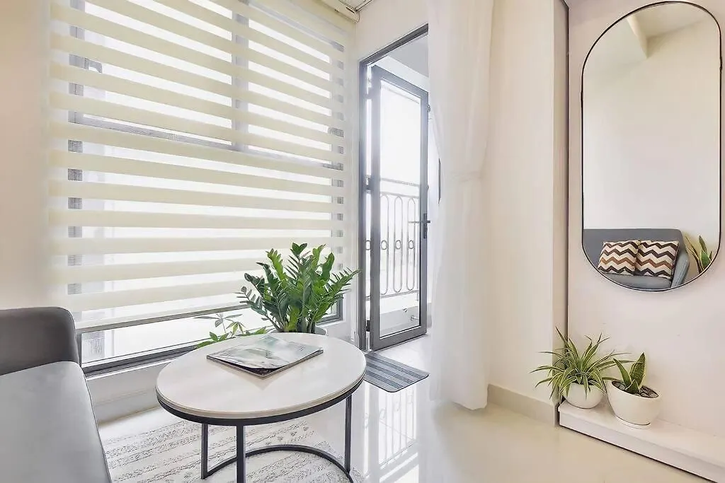 Ivyhouse-Saigon Royal Apartment D4 , Near Center Хошимин 0*,  Вьетнам
